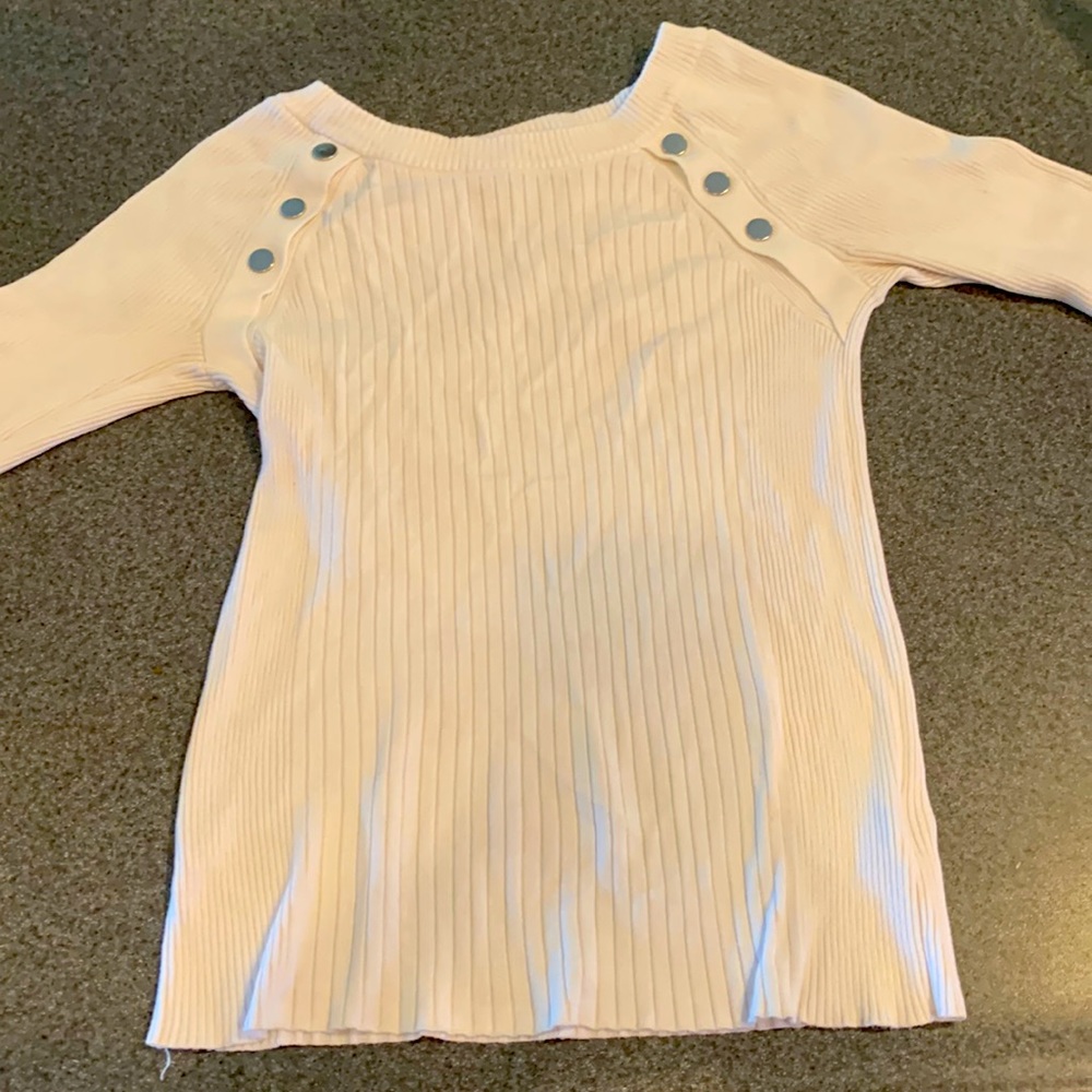 Stylish white long sleeve shirt